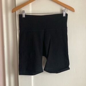 Old Navy Active Bike Shorts Size Medium Black
